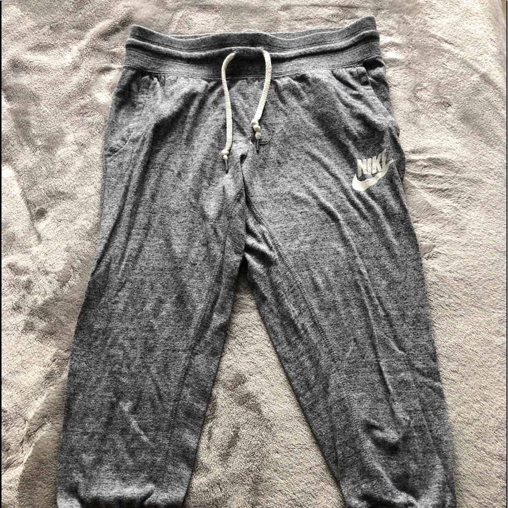 Nike cropped joggers